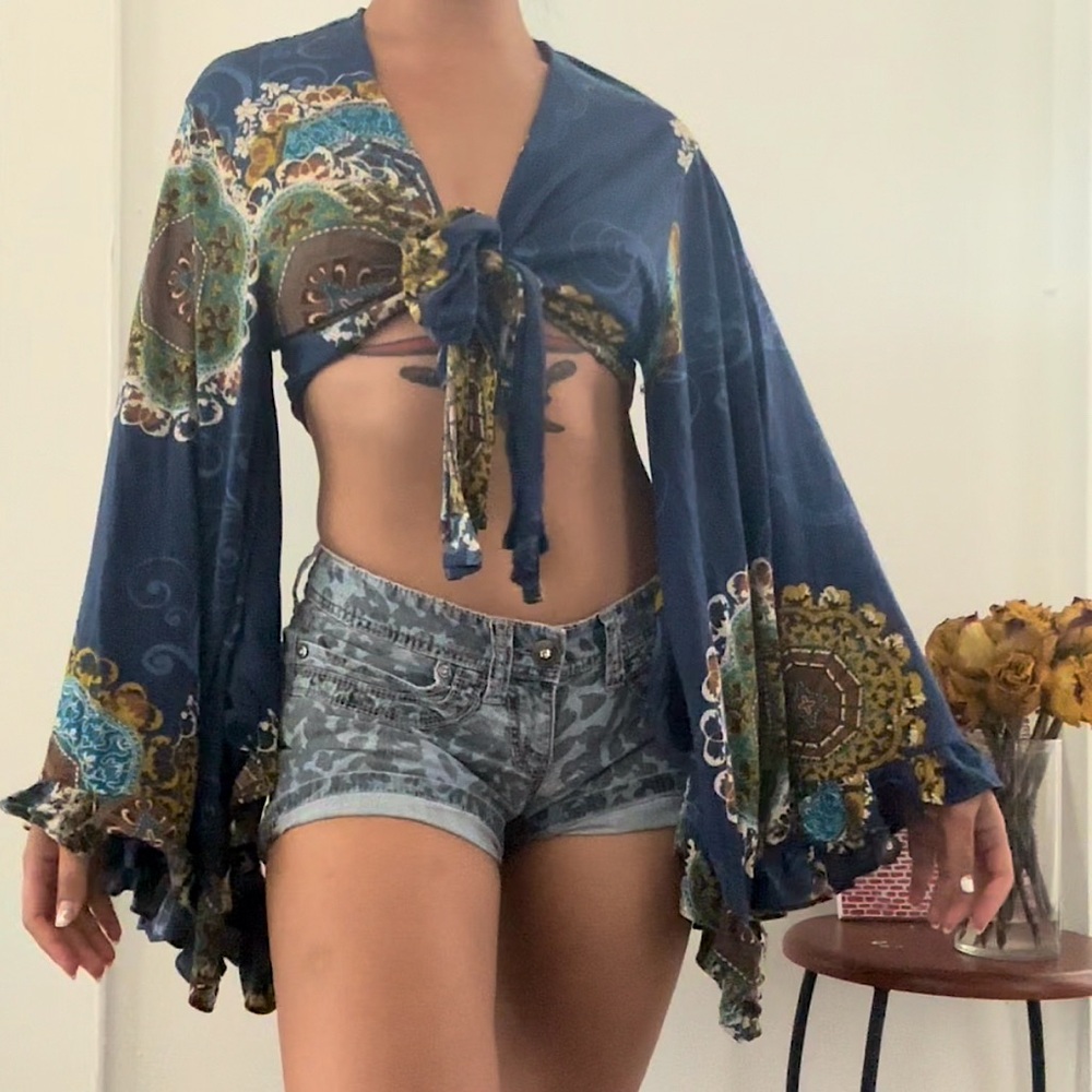 70’s style flared crop top, ties in the front, cotton